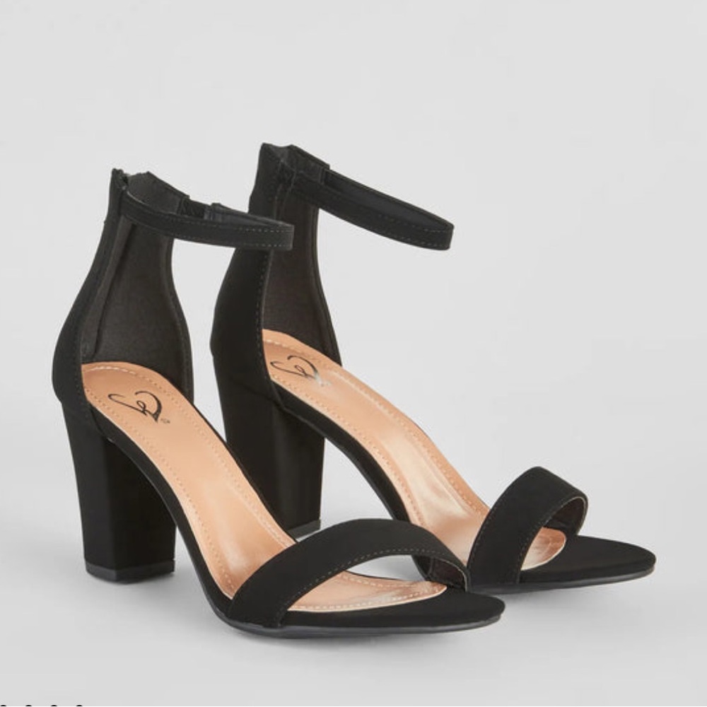 Windsor Black Ankle-Strap Block Heel Sandals